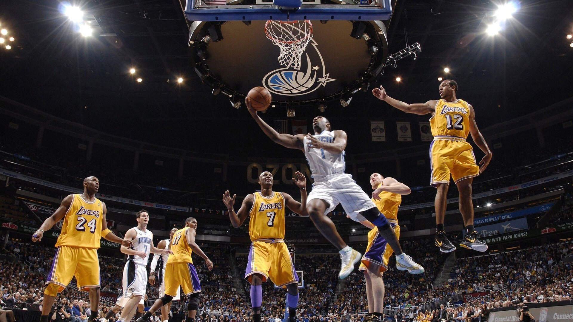 开云app下载-疯狂安菲尔德，利物浦锋线再演帽子戏法，巴黎圣日耳曼纸糊防线溃不成军，利物浦锋线戴帽，安菲尔德再演大胜，巴黎防线崩盘成纸糊